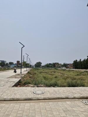 Residential land / Plot in Sector 120 Mohali