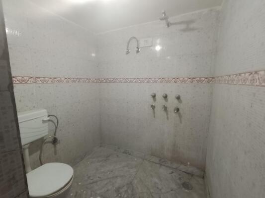 1 Bedroom House in Beta 2, Greater Noida
