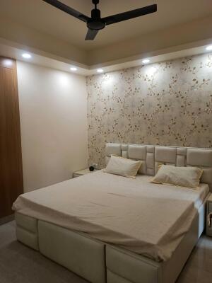 2 BHK Flat in Shahpur Bamheta, Ghaziabad