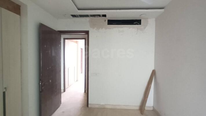 4 BHK Flat in Sector 50, Noida
