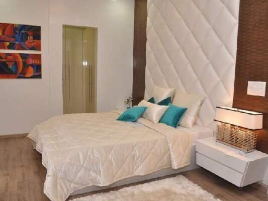 4 Bedroom House in Sector 27, Greater Noida