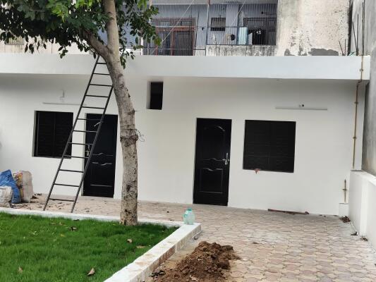 Residential land / Plot in Sector 31, Greater Noida