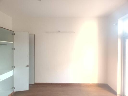 3 BHK Flat in Sector 16C, Greater Noida