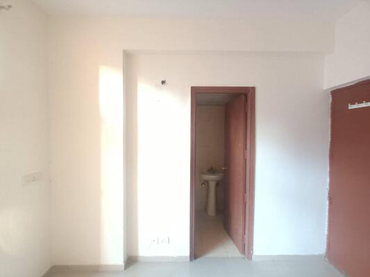 3 BHK Flat in Sector 16C, Greater Noida