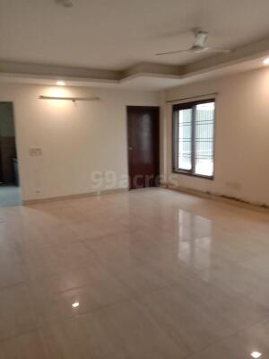 7 Bedroom House in Sector 72, Noida