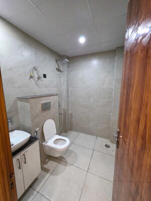 3 BHK Builder Floor in NH 24 Highway, Ghaziabad