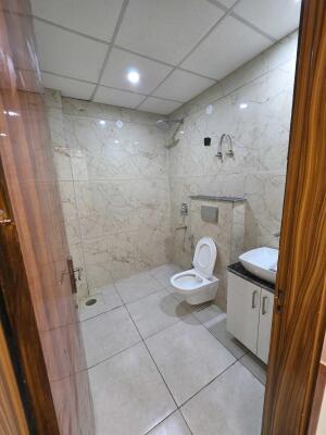 3 BHK Builder Floor in NH 24 Highway, Ghaziabad