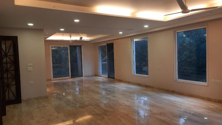 4 BHK Independent Builder Floor in Shanti Niketan, Delhi