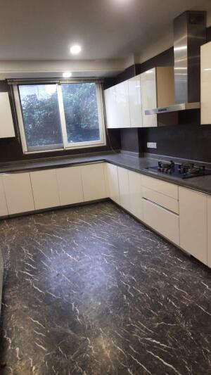 4 BHK Independent Builder Floor in Shanti Niketan, Delhi