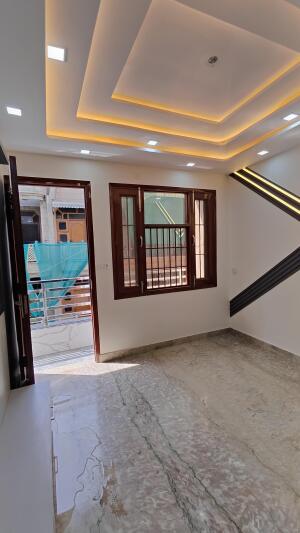 3 BHK Independent Builder Floor in Shalimar Bagh, Delhi