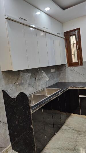 3 BHK Independent Builder Floor in Shalimar Bagh, Delhi
