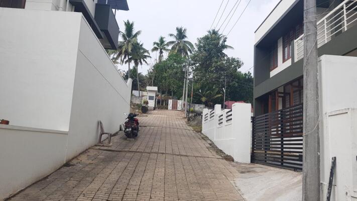 3 Bedroom House in Karyavattom, Trivandrum