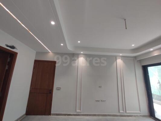 4 BHK Independent Builder Floor in Naraina Vihar, Delhi