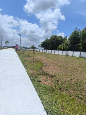 Residential land / Plot in Parandur, Kanchipuram