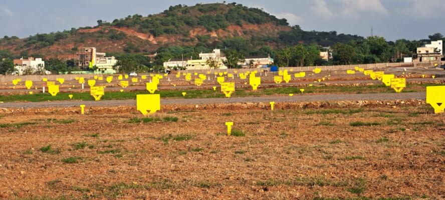 Residential land / Plot in Penamaluru, Vijayawada