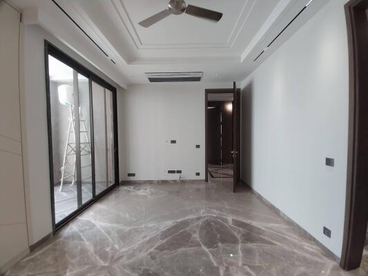 4 BHK Independent Builder Floor in Block A Defence Colony, Delhi