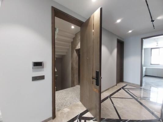 4 BHK Independent Builder Floor in Block A Defence Colony, Delhi