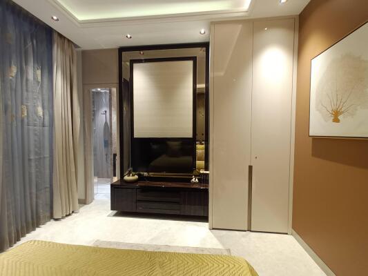 4 BHK Flat in Karol Bagh, Delhi
