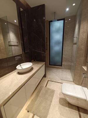 4 BHK Flat in Karol Bagh, Delhi