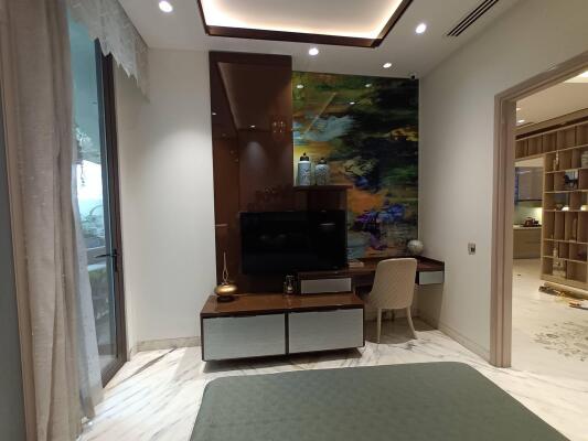 4 BHK Flat in Karol Bagh, Delhi