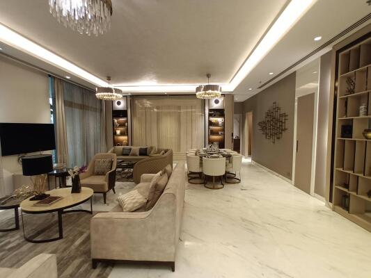4 BHK Flat in Karol Bagh, Delhi