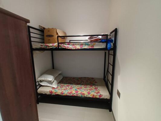 4 BHK Flat in Karol Bagh, Delhi
