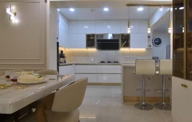 8 Bedroom House in Sector 35, Noida