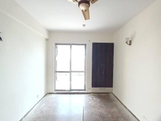 3 BHK Flat in Sector 110, Noida