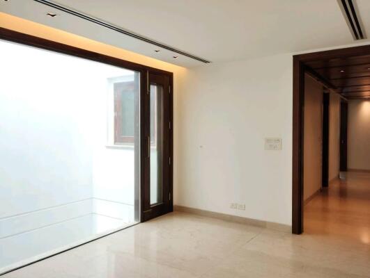4 BHK Independent Builder Floor in Westend, Delhi