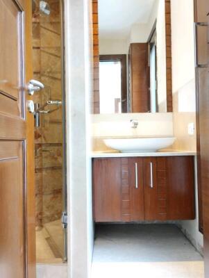 4 BHK Independent Builder Floor in Westend, Delhi