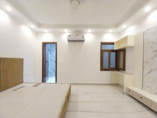 4 BHK Independent Builder Floor in Sector 23 Rohini, Delhi