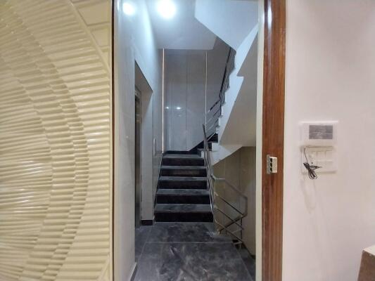 4 BHK Independent Builder Floor in Sector 23 Rohini, Delhi