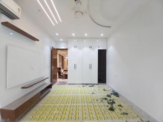 4 BHK Independent Builder Floor in Sector 23 Rohini, Delhi