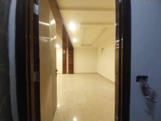 4 BHK Independent Builder Floor in Sector 23 Rohini, Delhi