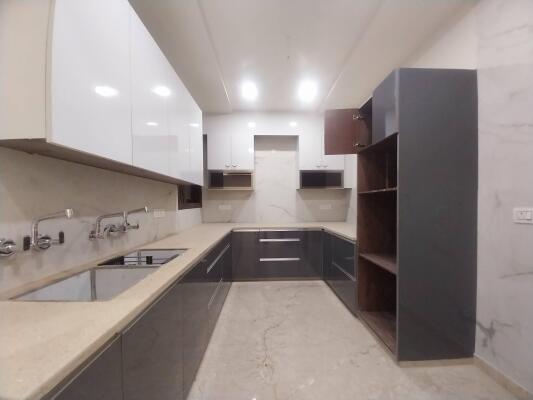 4 BHK Independent Builder Floor in Sector 23 Rohini, Delhi