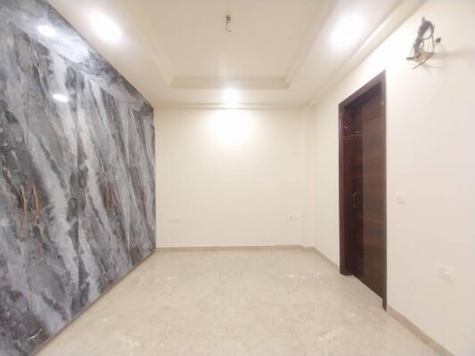 4 BHK Independent Builder Floor in Sector 23 Rohini, Delhi