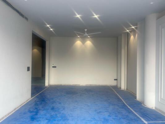 4 BHK Independent Builder Floor in Green Park Extension, Delhi