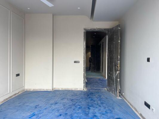 4 BHK Independent Builder Floor in Green Park Extension, Delhi