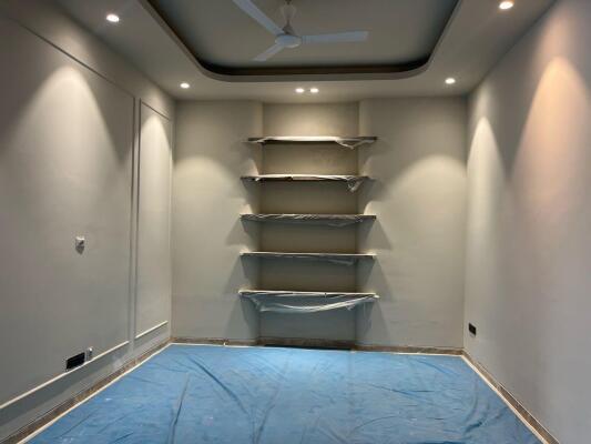 4 BHK Independent Builder Floor in Green Park Extension, Delhi