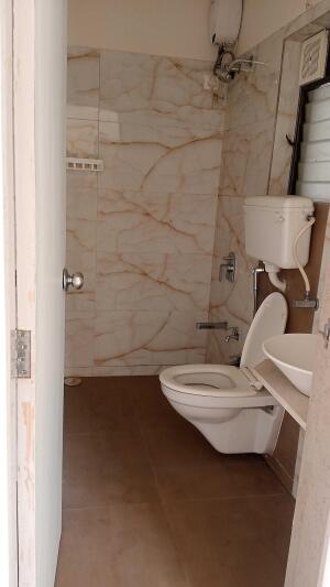 1 BHK Flat in Kavesar, Thane West