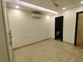 3 BHK Independent Builder Floor in Vivek Vihar Phase 1, Delhi