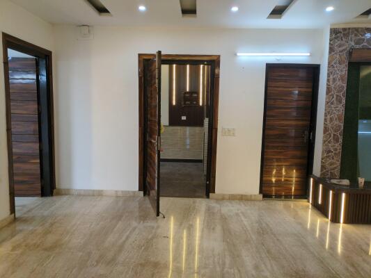 5 BHK Builder Floor in Sector 23A, Gurgaon