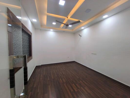 5 BHK Builder Floor in Sector 23A, Gurgaon