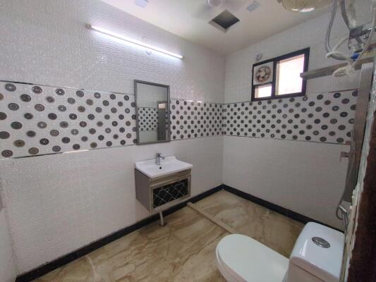 5 BHK Builder Floor in Sector 23A, Gurgaon