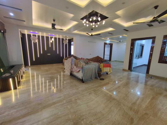 5 BHK Builder Floor in Sector 23A, Gurgaon