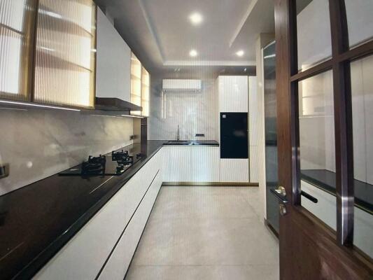 4 BHK Independent Builder Floor in South City 1, Gurgaon