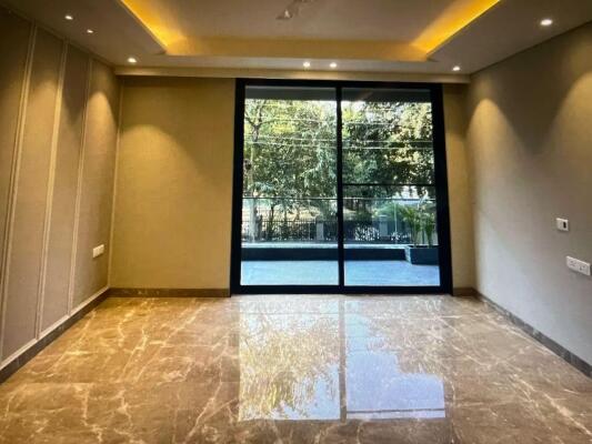 4 BHK Independent Builder Floor in South City 1, Gurgaon