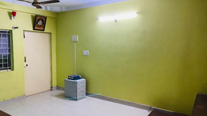 2 BHK Flat in Doctors Layout, Bommanahalli