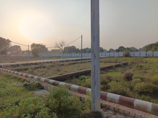 Residential land / Plot in Mandhana, Kanpur