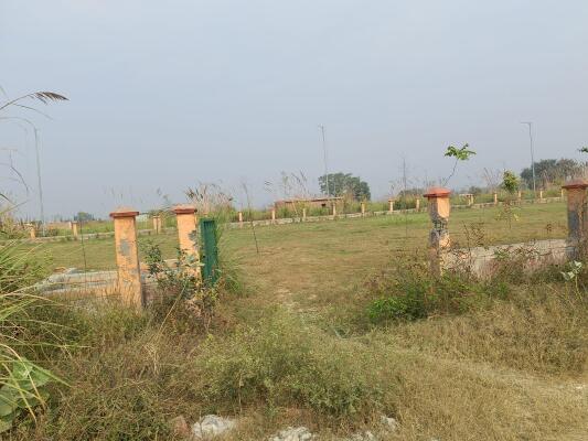 Residential land / Plot in Block L Sector-20 Yamuna Expressway, Greater Noida